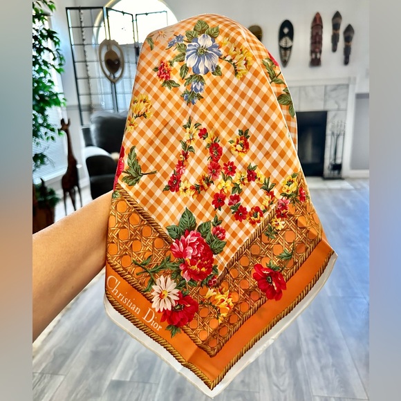 FREE Dior silk scarf with $600 bundle or buy it runway item used 2xs on hat - Picture 4 of 6